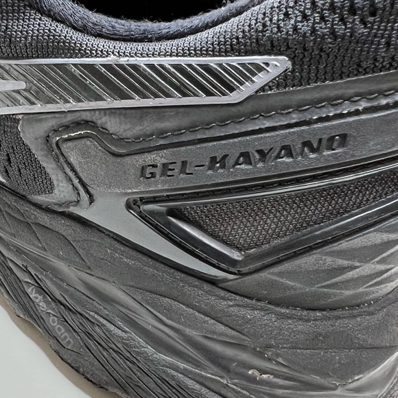 ASICS - Gel Kayano 23 Running Shoe - Picture 9 of 16